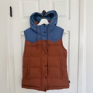 Patagonia Blue and Brown Puffer Vest